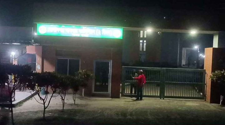 গোপালগঞ্জে আনসার ব্যাটালিয়ন অফিস কম্পাউ‌ন্ডে ককটেল বিস্ফোরণ